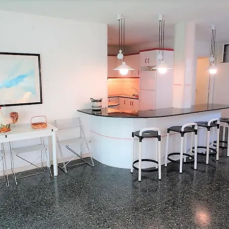 Apartbeach Centric