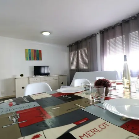 Apartbeach Centric Apartment